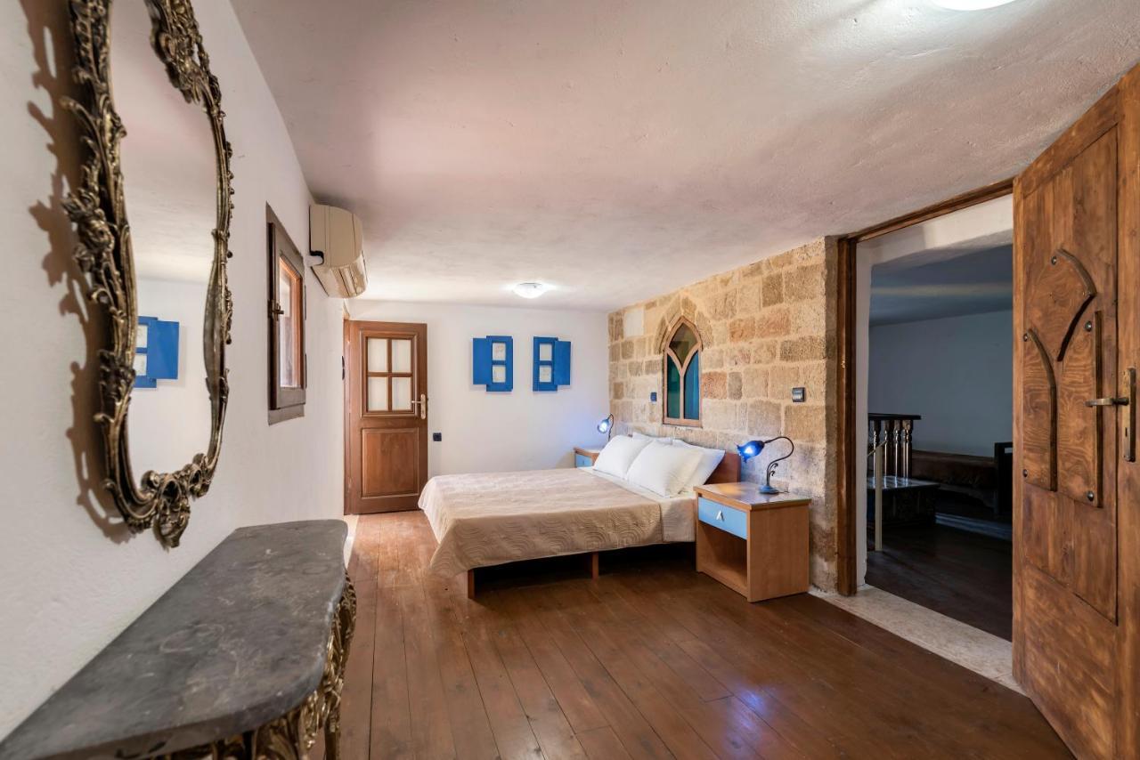 Secret Garden - Old Town Apartment Rhodes City Екстериор снимка