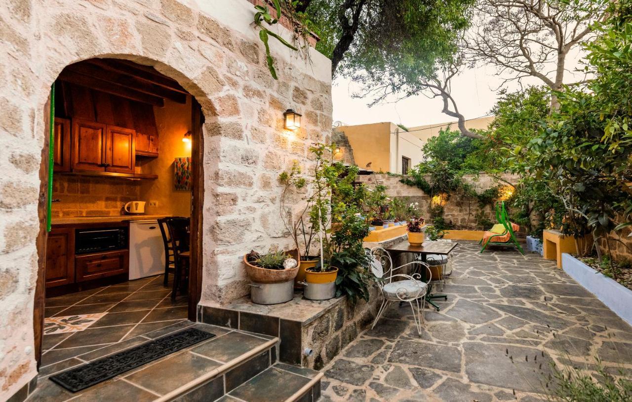 Secret Garden - Old Town Apartment Rhodes City Екстериор снимка
