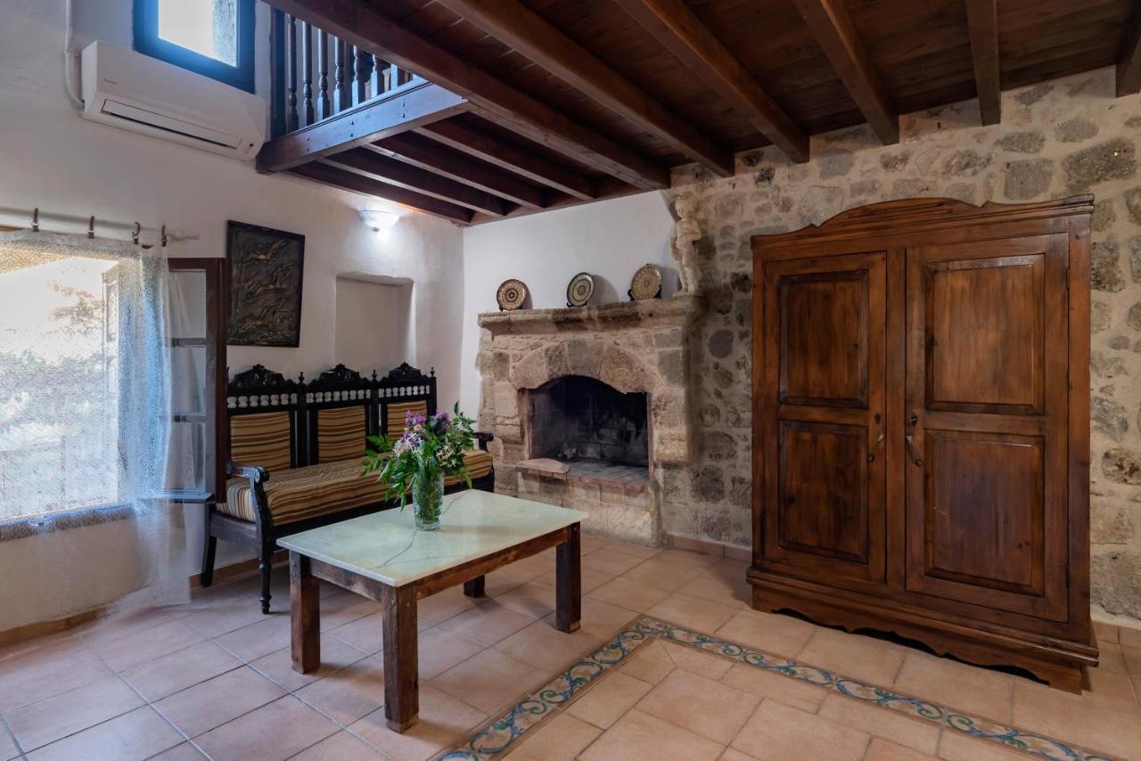Secret Garden - Old Town Apartment Rhodes City Екстериор снимка