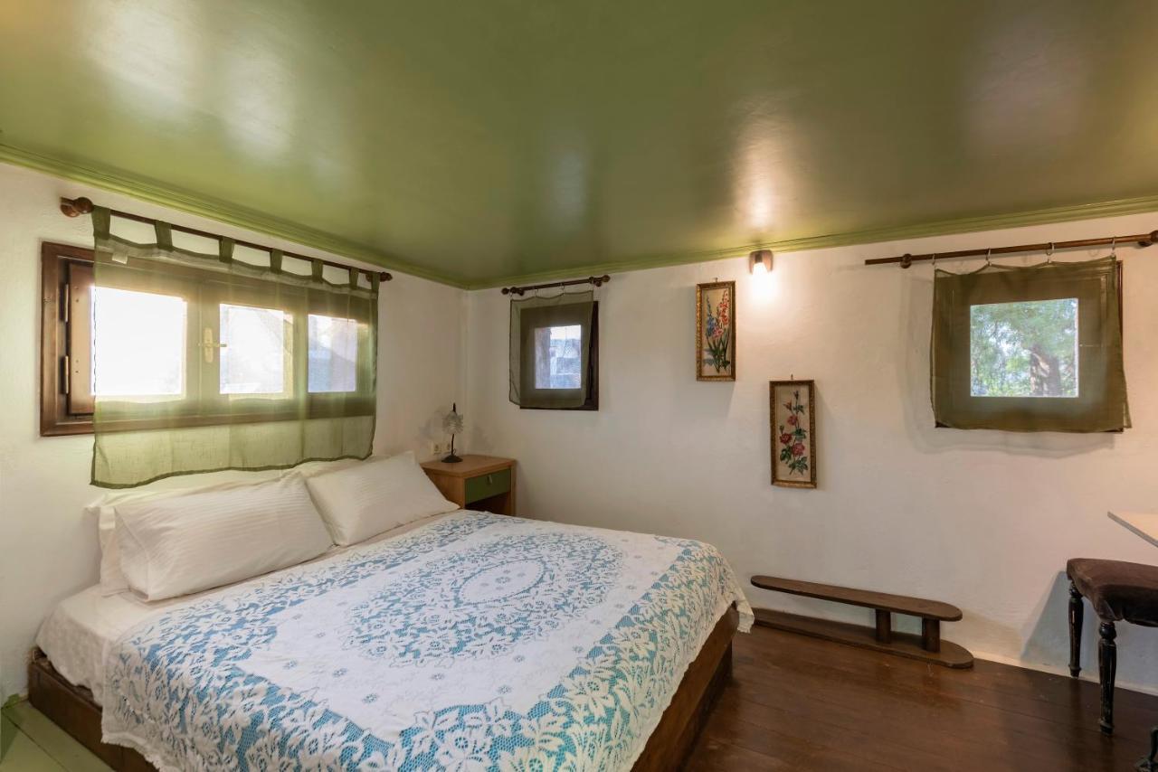 Secret Garden - Old Town Apartment Rhodes City Екстериор снимка